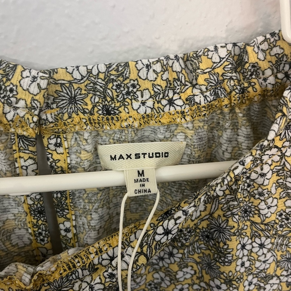 max studio blouse - Picture 2 of 3